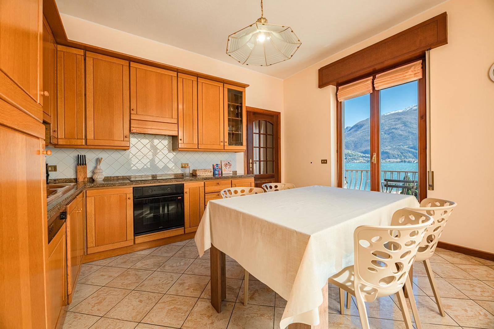 Appartamento Bellavista - Lake Como View - Near The Beach Cremia Bagian luar foto