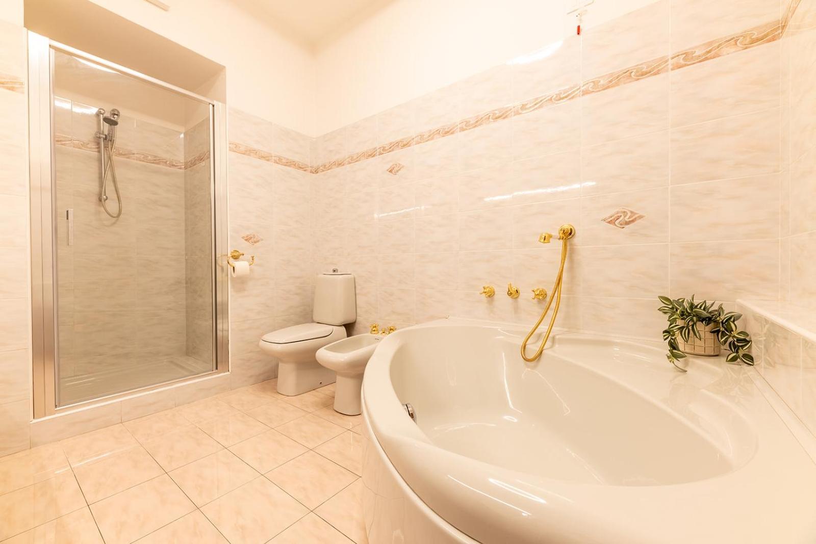 Appartamento Bellavista - Lake Como View - Near The Beach Cremia Bagian luar foto